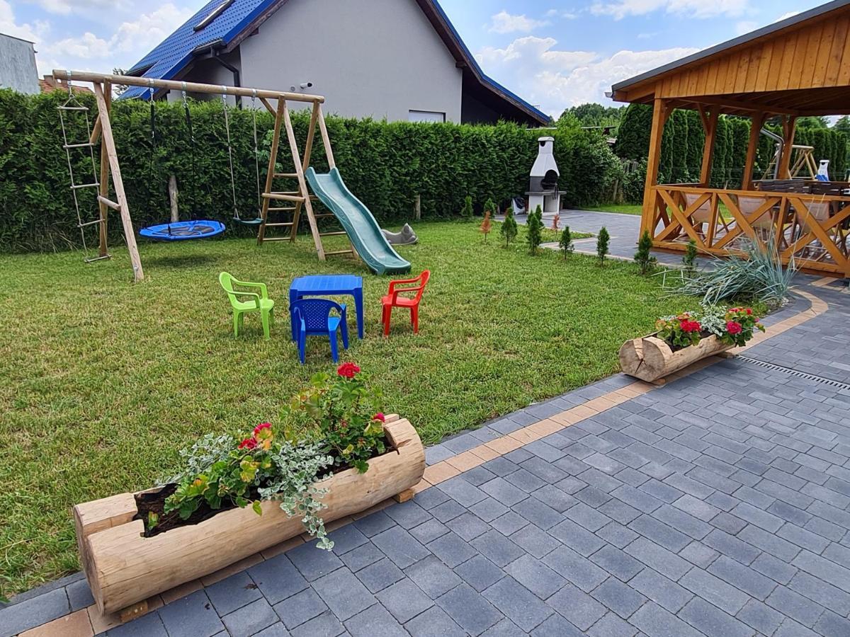 Sloneczny Zakatek Villa Lubrza  Exteriör bild